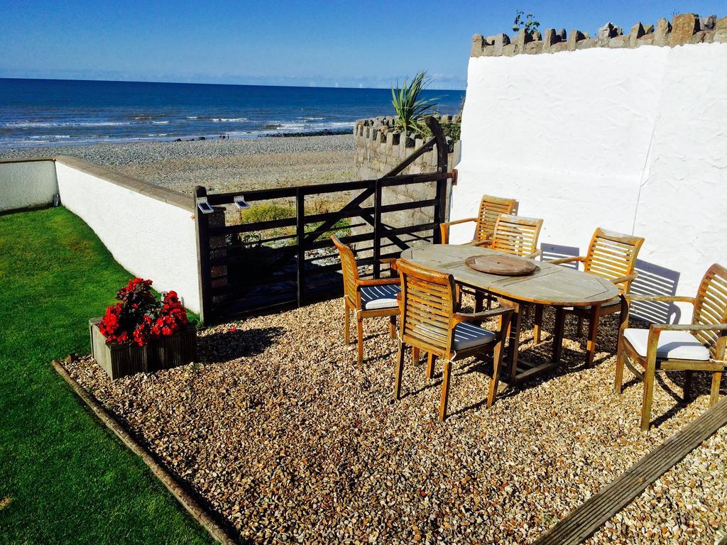 Superb Cintra Beachside Apartments Лландидно Номер фото